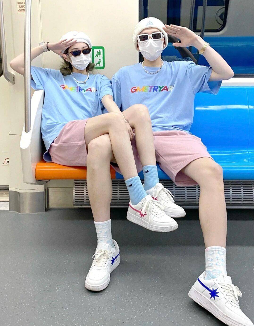 女生|情侣520约会高甜穿搭，酷girl也能变淑女，清新时尚满满的少年感