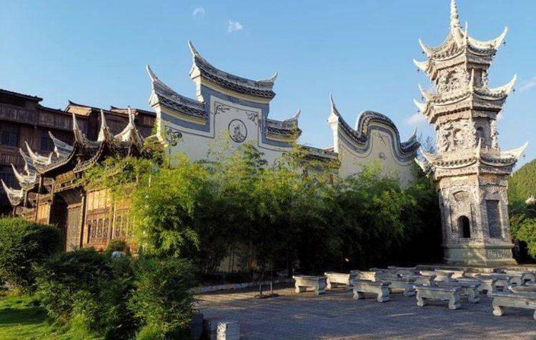 浙江一座安静低调的假古镇，耗资139亿打造，有“心学圣地”之称