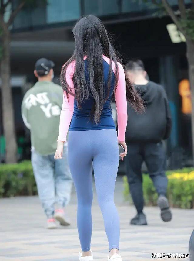 显得|瑜伽的一些普通又突性感的搭配