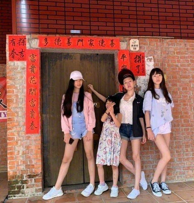 黑色|小S有盼头了！仨女儿太时髦，大女儿资源爆棚二女儿不再是小透明