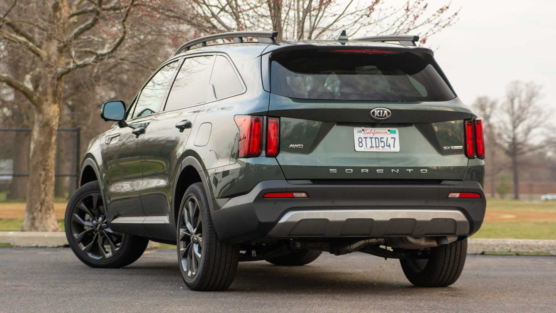 新款索兰托在外观设计上,与教授此前介绍的起亚telluride非常相似