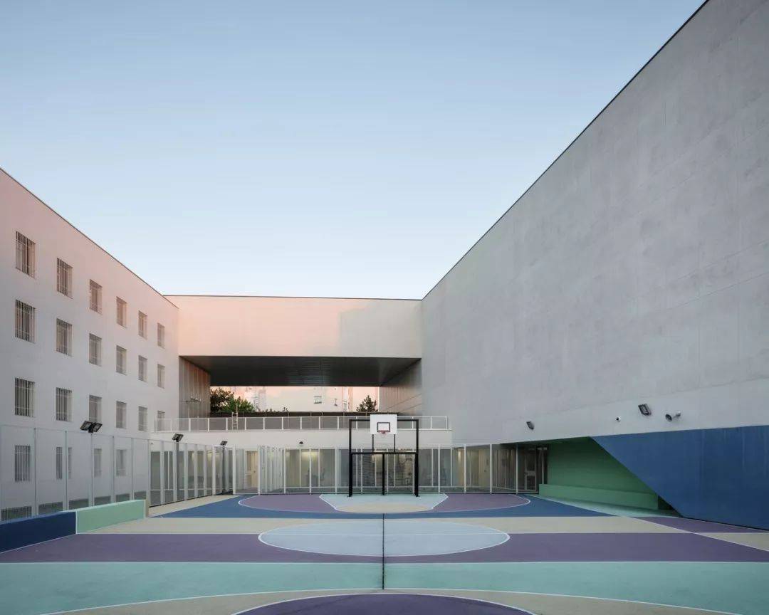 监狱高压2019法国电影