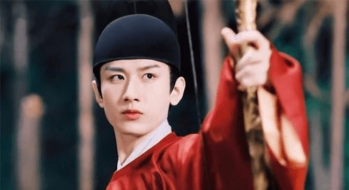 男星|古装红衣美男，龚俊、杨洋、肖战等男星，谁是你心头的朱砂痣？