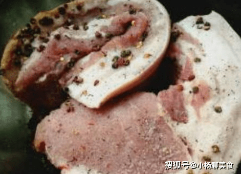 花椒|腌腊肉，别傻傻只加盐，牢记1个小妙招，腊肉美味不长霉