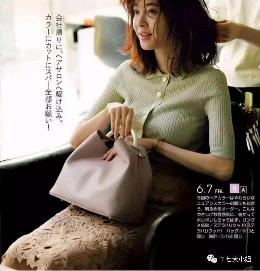 经典|夏季的半裙，搭配这些上装，能美上一整个夏天~
