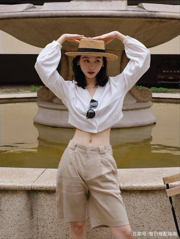 身材|胯宽屁股大的女人怎么穿？找准身材、避开雷区，遮肉显瘦又显高