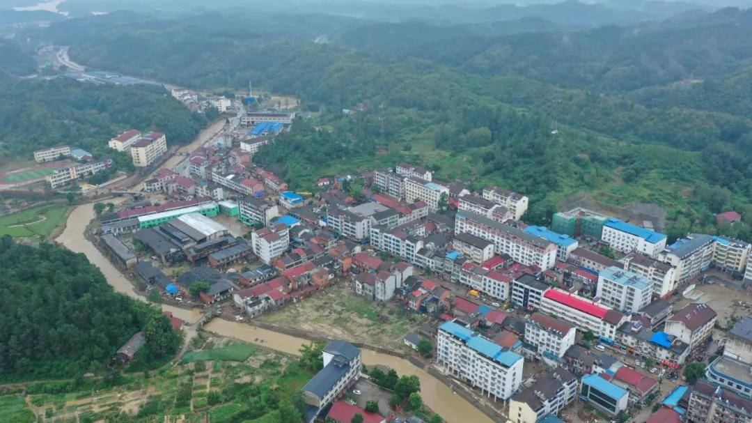 21人遇难4人失联,湖北这个小镇为何成为洪水重灾区?_柳林