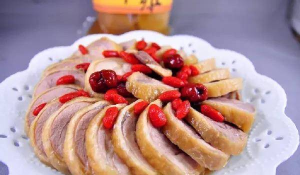 烤箱|立秋了，鸡腿贵点也要买，做给孩子吃，记忆好，身体棒，要多吃！