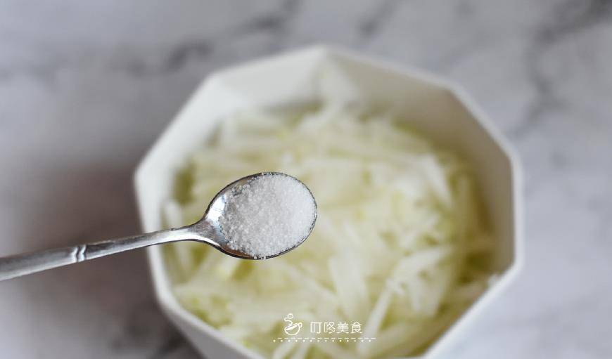 做法|豆浆油条吃腻了，试试这样做早餐，不揉面不碰面，10分钟就做好