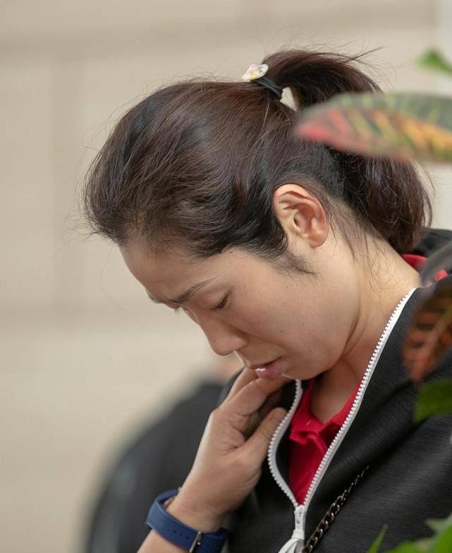 整体|女排队长朱婷私下真会穿，就算是朴素的运动服，也穿出了时尚感