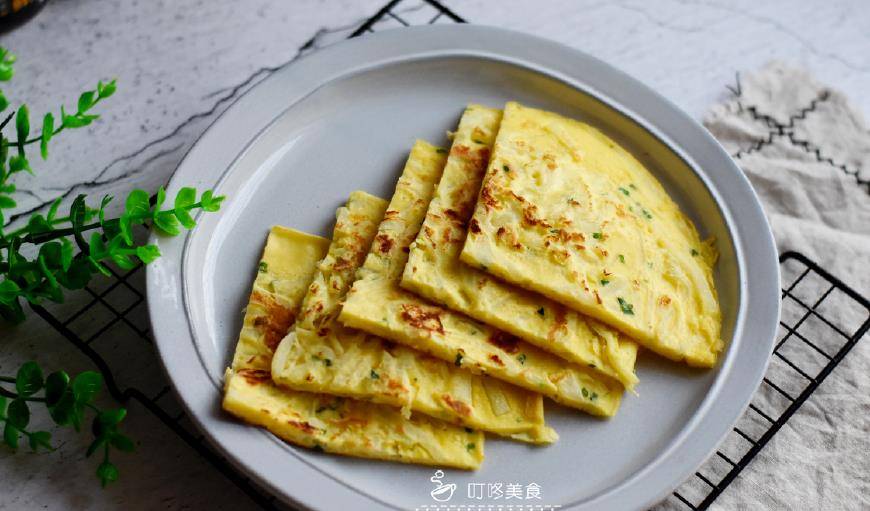 做法|豆浆油条吃腻了，试试这样做早餐，不揉面不碰面，10分钟就做好