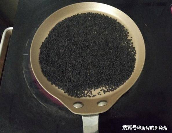 花椒|开学季营养早餐，就吃猪肉馅饼，皮薄馅香味美，让孩子爱上吃早餐