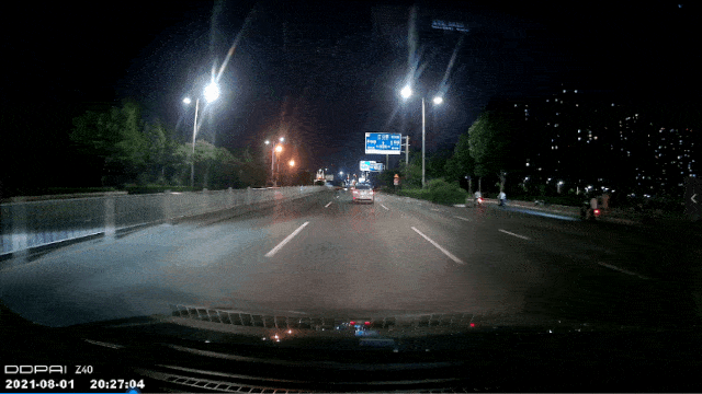 3K高清画质，盯盯拍Z40行车记录仪，为你的行车安全保驾护航