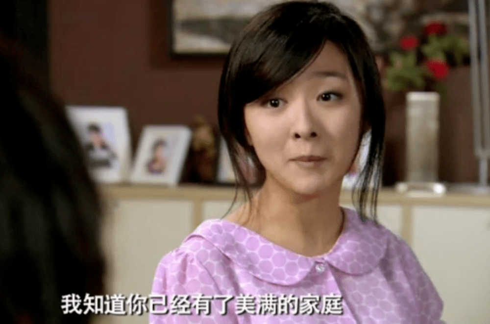 角色|《扫黑风暴》里面的麦佳，剧中恋爱脑，剧外是90后实力小花