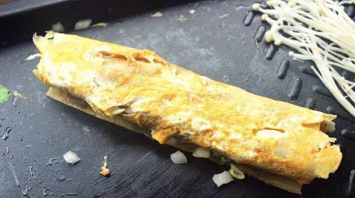 怎么样自己在家做烤冷面 0f50bf5a936b48f3b46d5597a5f0c328.jpeg