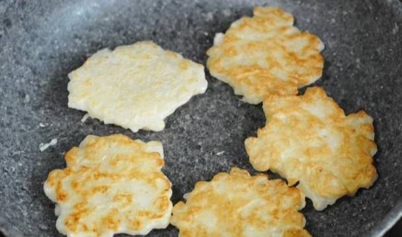 购买欲|不发面，不脏手，秋天早餐就吃它，宣软爽脆，儿子能吃一大盘！