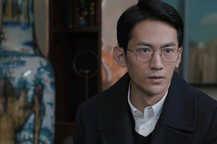 《理想之城》:夏明一招逼赵显坤撤兵,苏筱成棋子,许峰被牺牲?