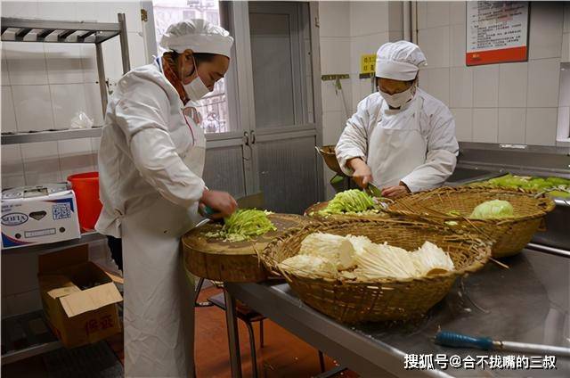 学做饭的小白 84c2b014f92f4e06a59753f68309e32f.jpeg