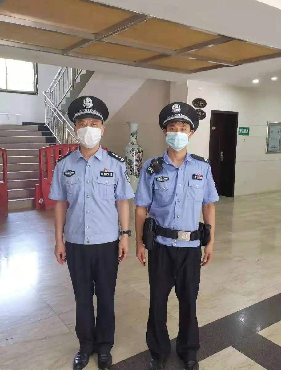 隔离|3位“老民警”的战“疫”故事 | 党旗在防疫一线高高飘扬