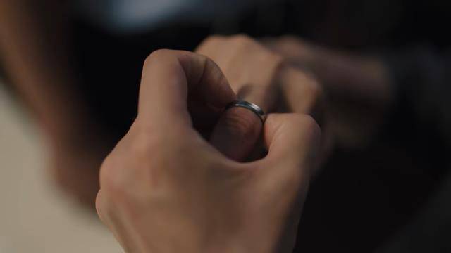 能力|工作被顶罪开除，遭未婚夫背叛，躺尸买醉，爸爸的一句话点醒了她