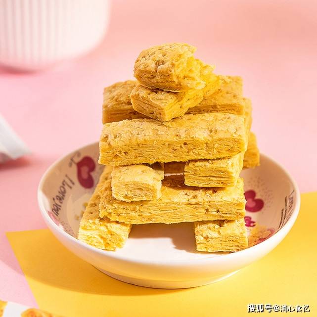 美食|名创优品美食“红榜”!你吃过几种?网友:平价又好吃,转型算了