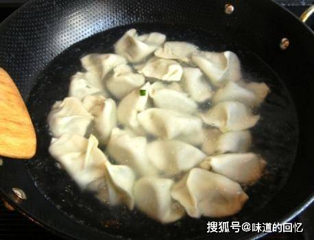 鸡蛋饺子馅和什么菜搭配 9d590151da2e4ab8adb39154e6a1bcf9.jpeg