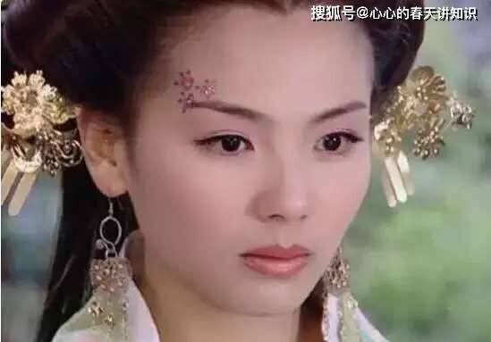 美人|十位眼尾贴花钿的古装美人，谭松韵惊艳杨怡经典，唯她最独特最美