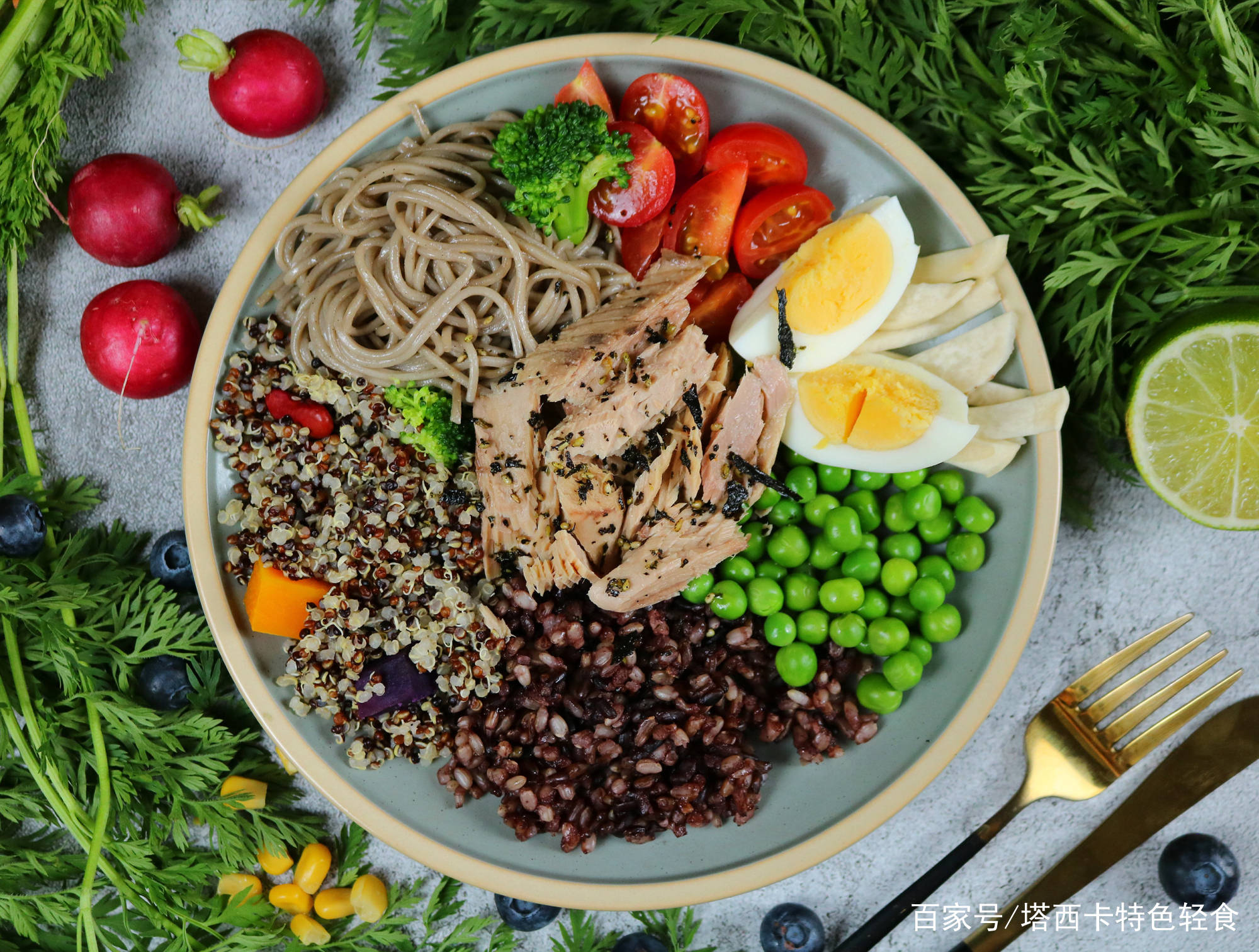 美食|塔西卡｜轻食简餐彩色土豆堡，轻松获得消费者的热捧！