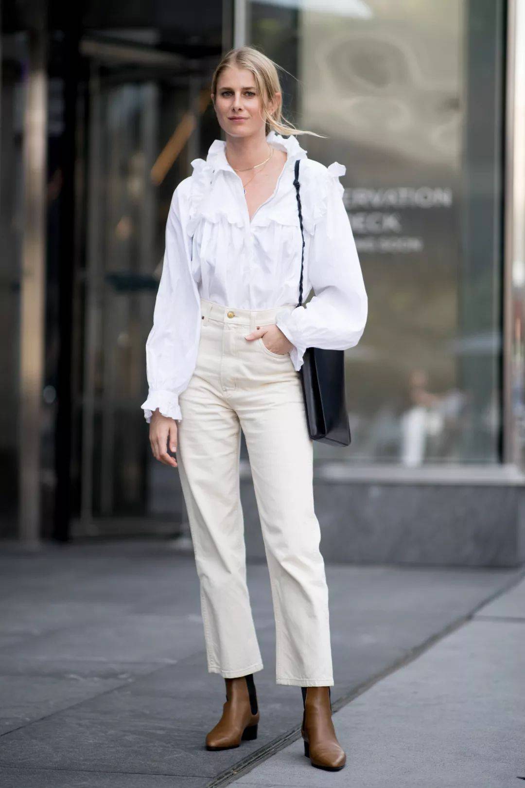 驼色|大半个娱乐圈都在穿，好看极了。