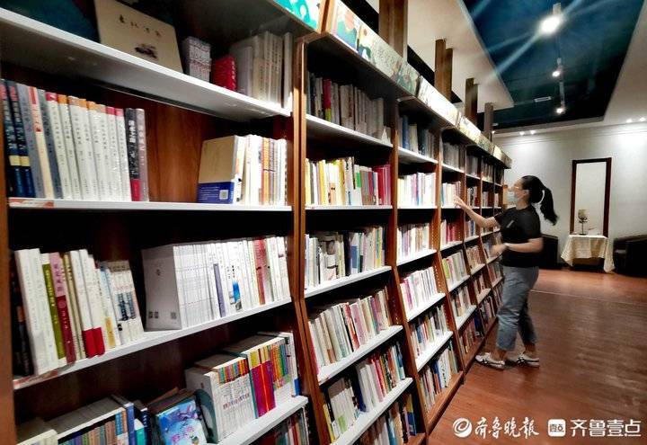 文化|济南第30家泉城书房开馆，由实体书店升级改造而成，可借可买！