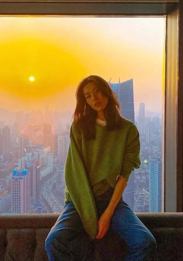 褐色|今年秋冬流行色的高阶穿法来了！巨美巨高级，谁穿都美！！