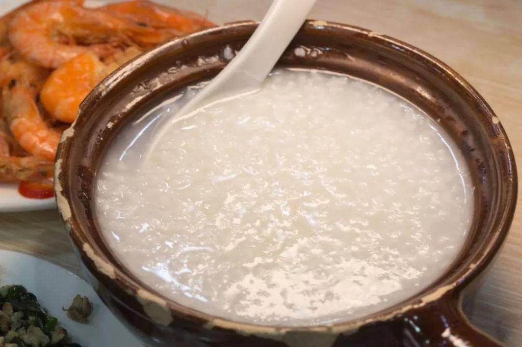 在它面前,潮汕卤鹅,各式小炒咸杂皆为配角!_白粥