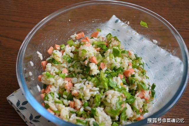 米饭拌海苔怎么做 47e3228c60b444db8c3da3655a9a210d.jpeg