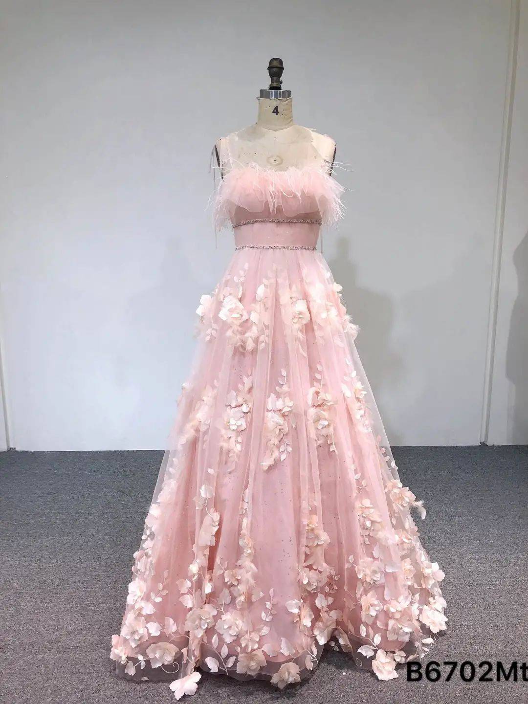设计|小E优品推荐 | “国色”婚纱礼服，中外设计力量
