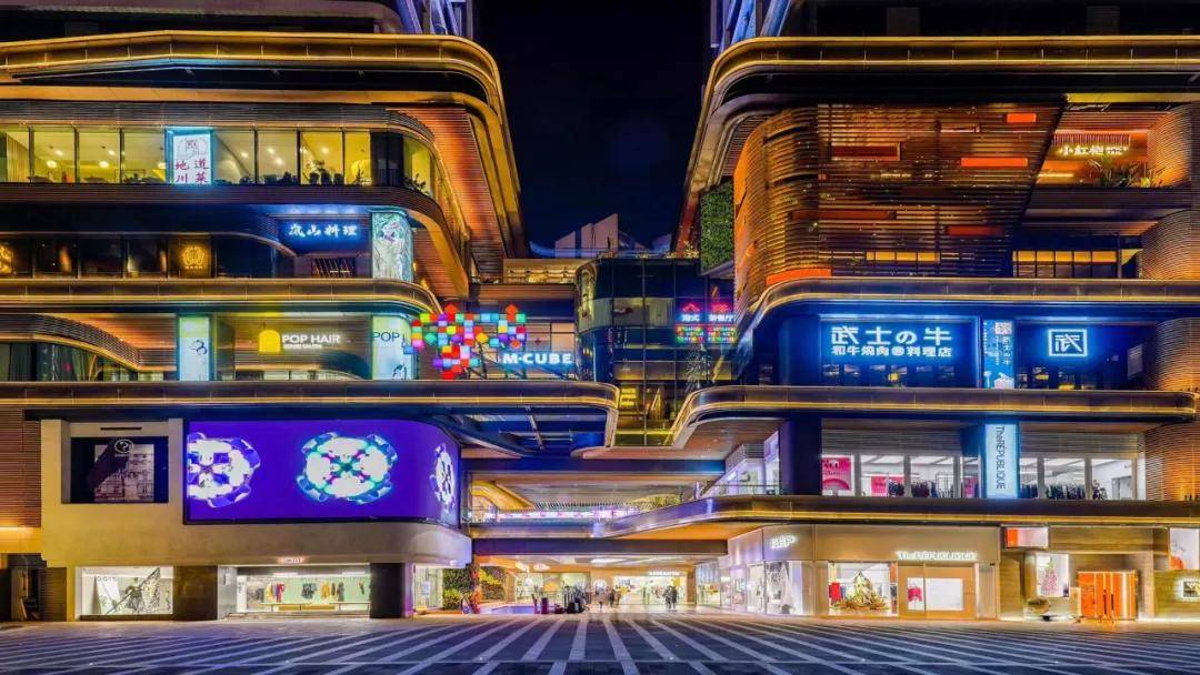 品牌|博主们抢着打卡的“云朵展”，好拍好逛好吃都在摩方了！