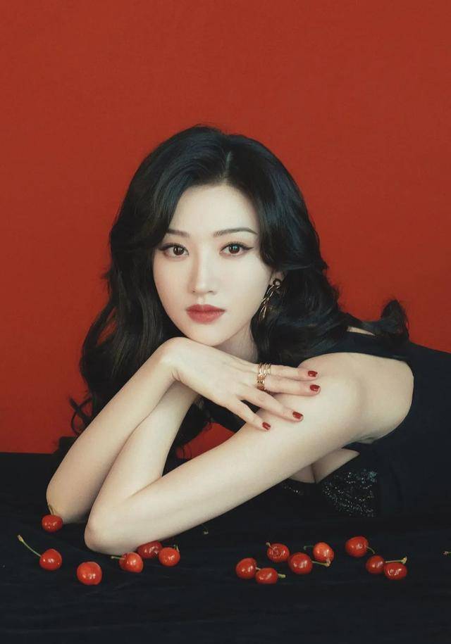 芽芽|为什么你化妆总有一股廉价感？
