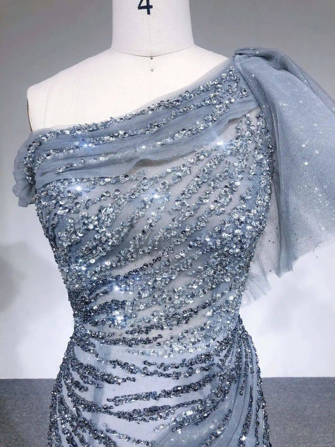 设计|小E优品推荐 | “国色”婚纱礼服，中外设计力量