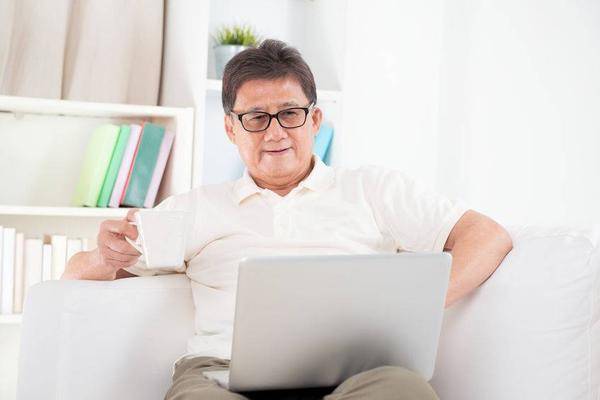 如何预防脑供血不足的发生 19f1497d7a084677ba4307532bc01498.jpeg