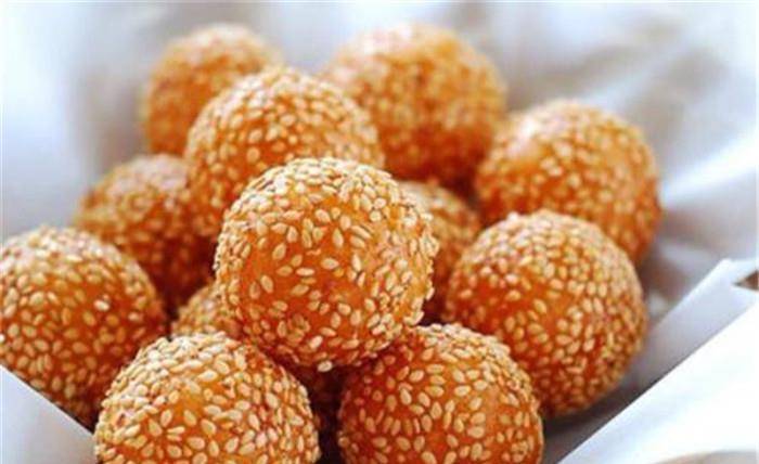 黄片|不要面粉,不用一滴水,用此2种食材就能做出全家人都爱吃的麻球