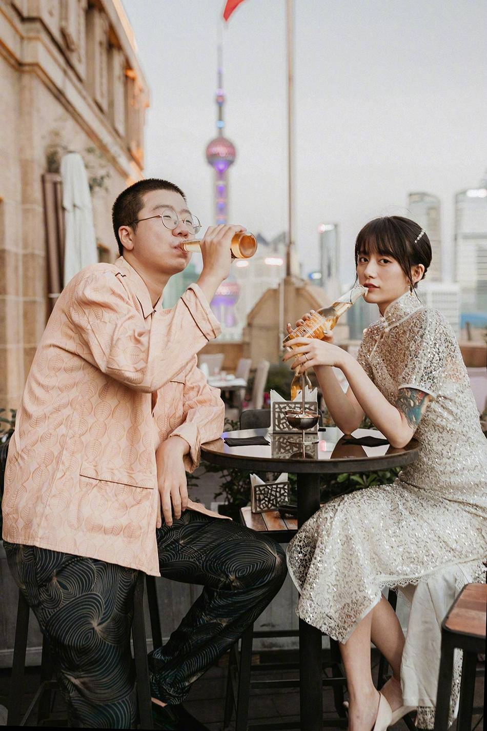 原创李诞证实离婚传言与黑尾酱已友好签订协议二人婚变早有预兆