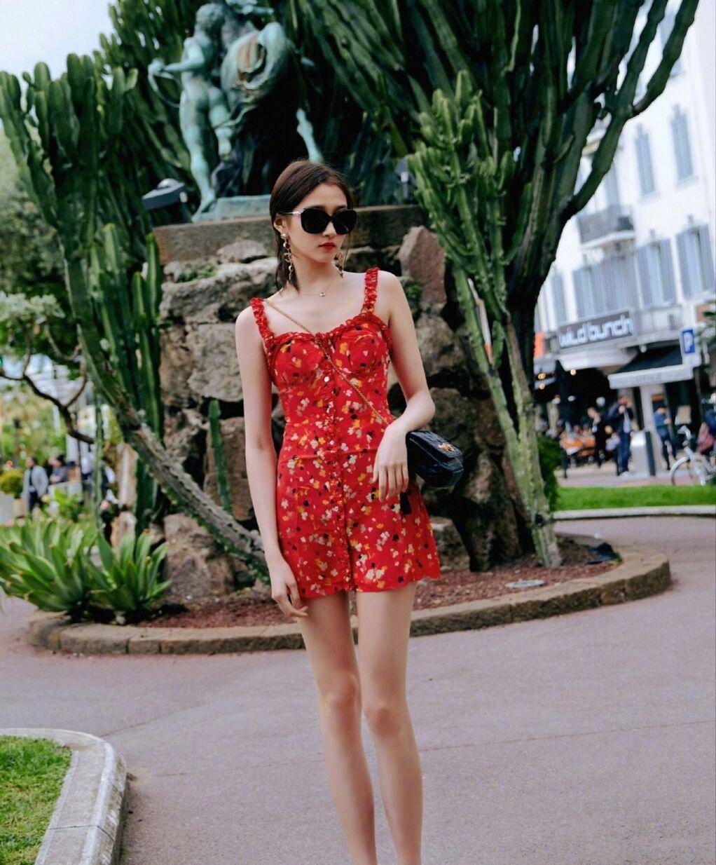 设计|碎花裙那么美,为什么你穿总是显老气?