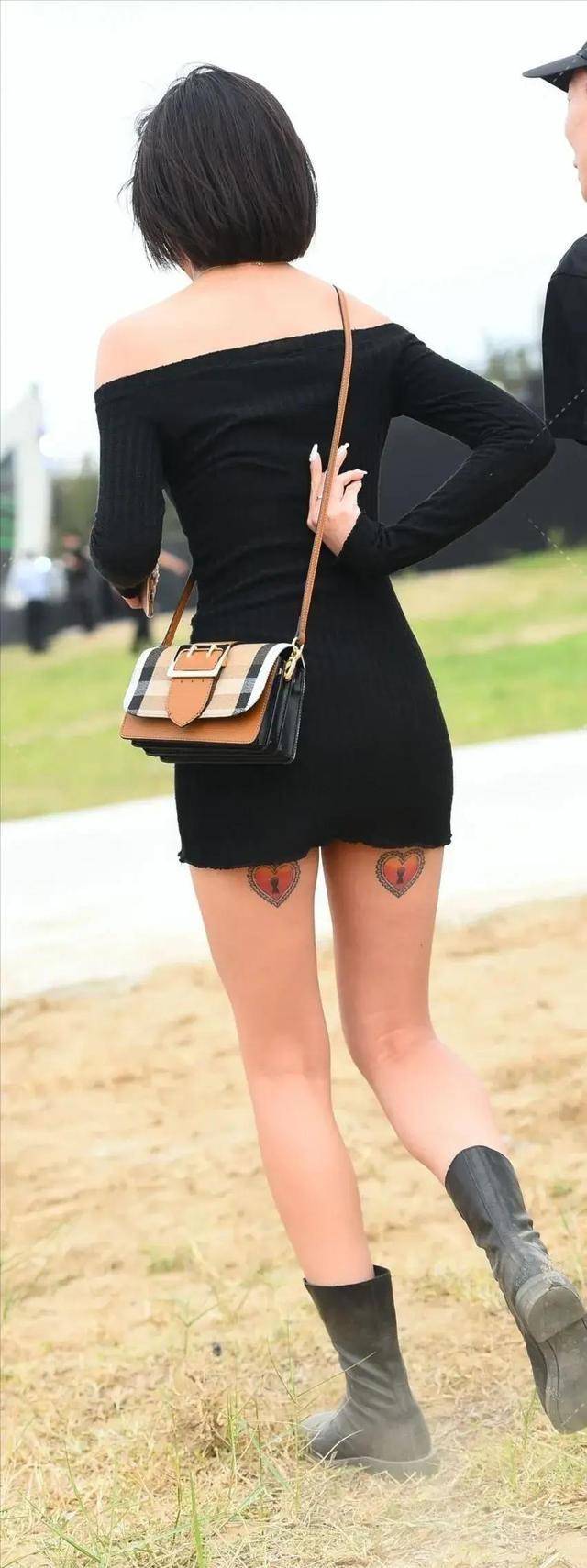 女神|优美典雅的连衣裙装扮轻松做女神,打造迷人的玲珑曲线,曼妙动人