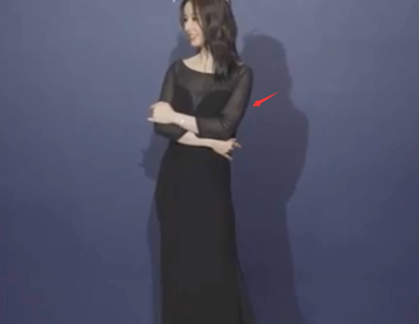 女王|林心如戴皇冠盛装复工,如贵族女王,谈结婚五年首当家庭主妇感受