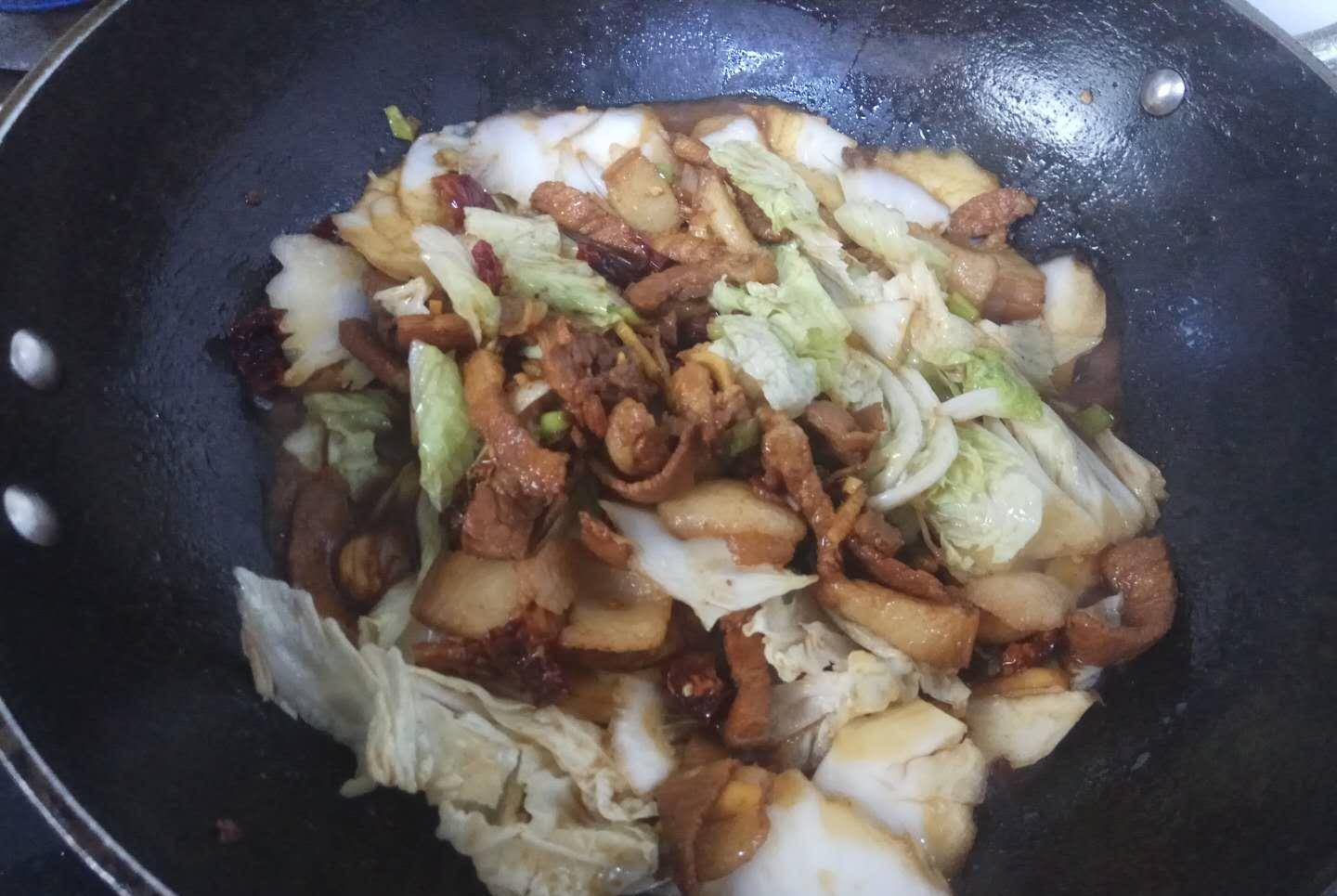怎样炖猪肉白菜粉条好吃 3ff0d31e4c7b4231a3dde7006c1dcd7c.jpeg