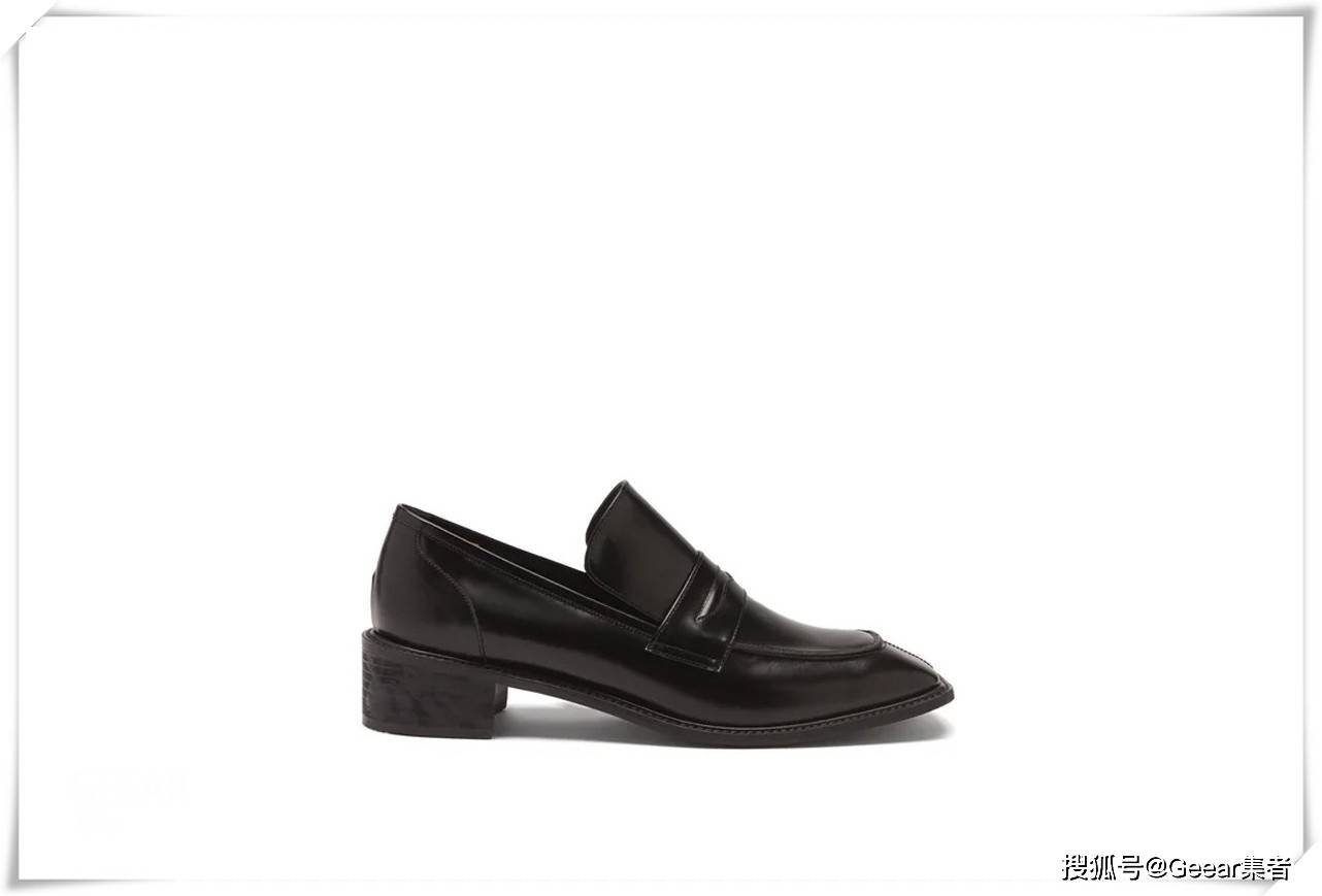 Loafers|趁秋冬季来临前，赶快入手这经典百搭鞋款就准没错！