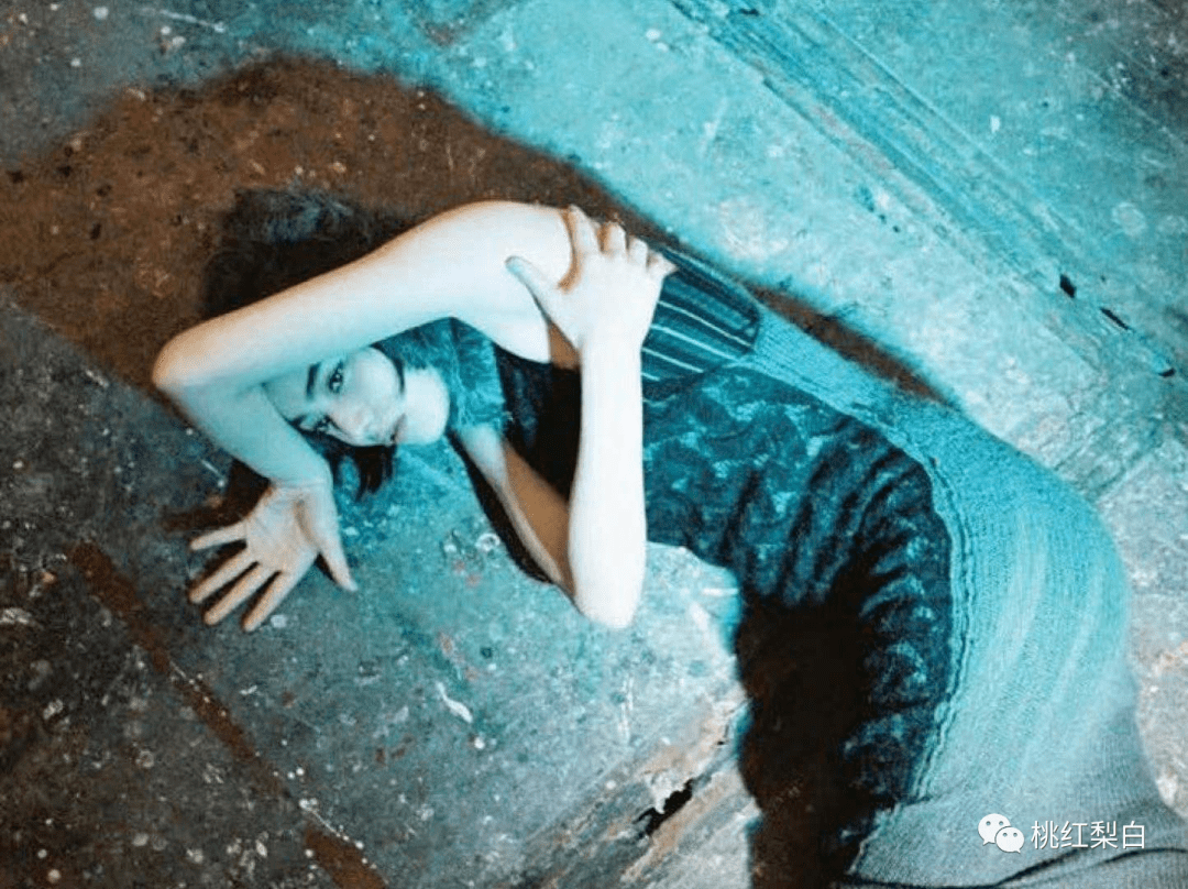 美版|明星红黑榜：宋慧乔姚晨妆发造型显老10岁，郭采洁又踩雷了