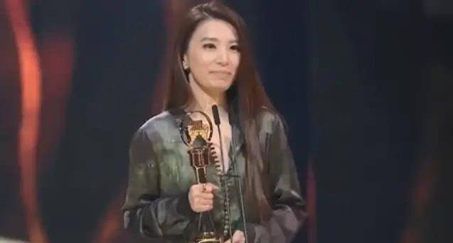 什么|田馥甄拿到了金曲歌后，但很少人知道她发了什么专辑