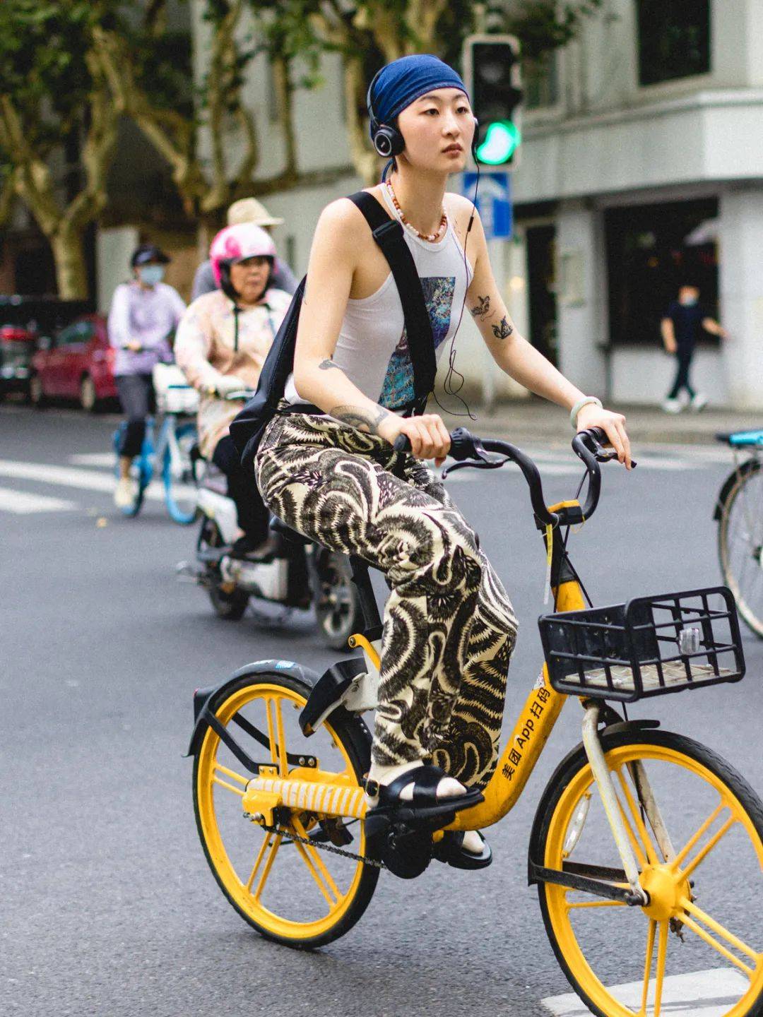 五原|夏末的清凉装扮，街头姑娘们的穿法也太多了吧