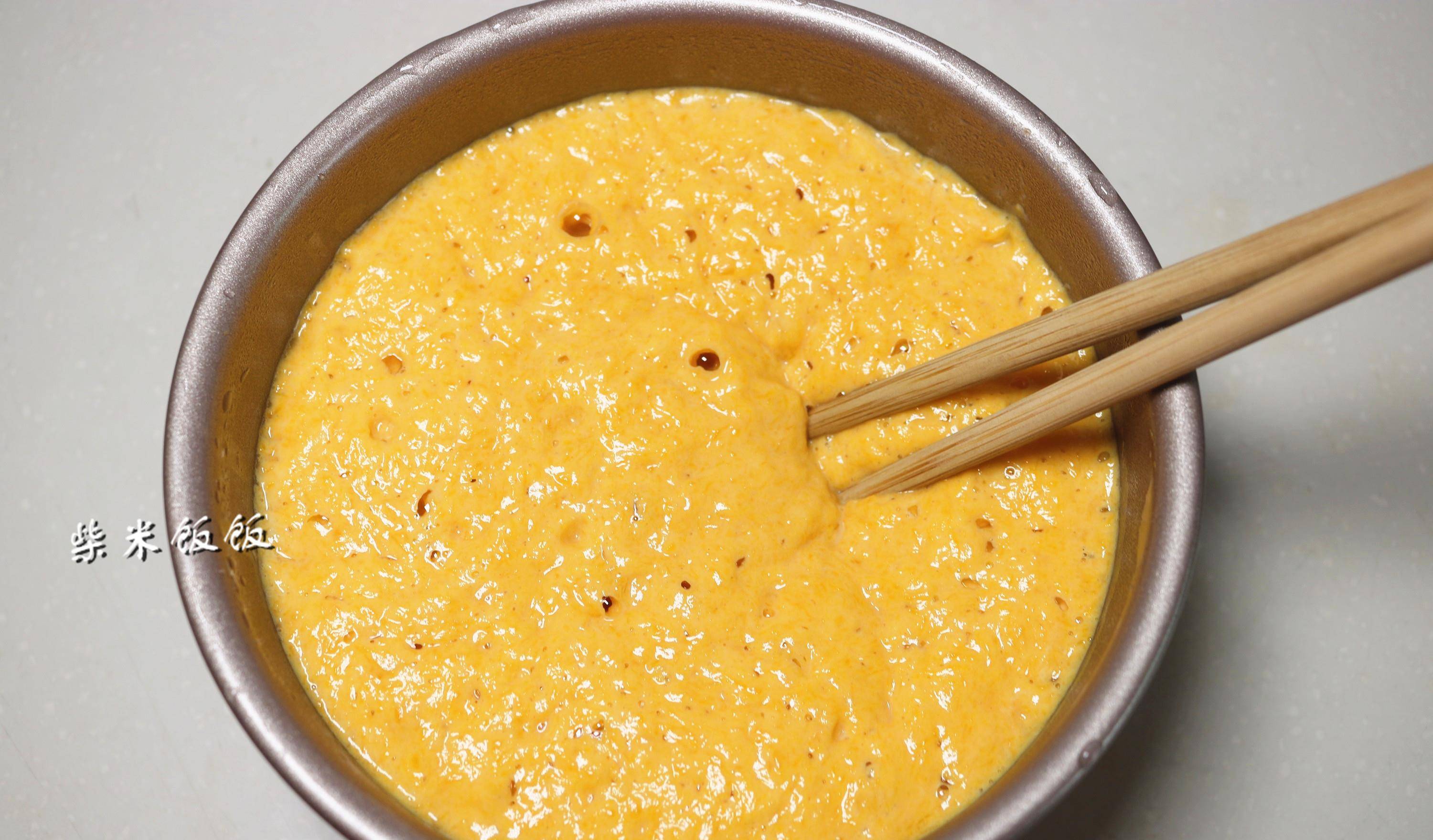 锅底|早餐想吃发面饼，这样做最快，10分钟上桌，又香又软，吃不够！