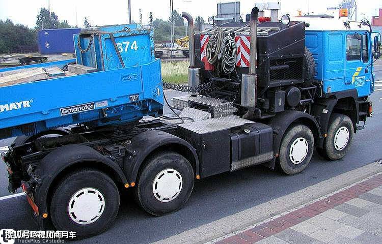 配v12发动机大件运输的王者追忆奥地利00af48792大件牵引车